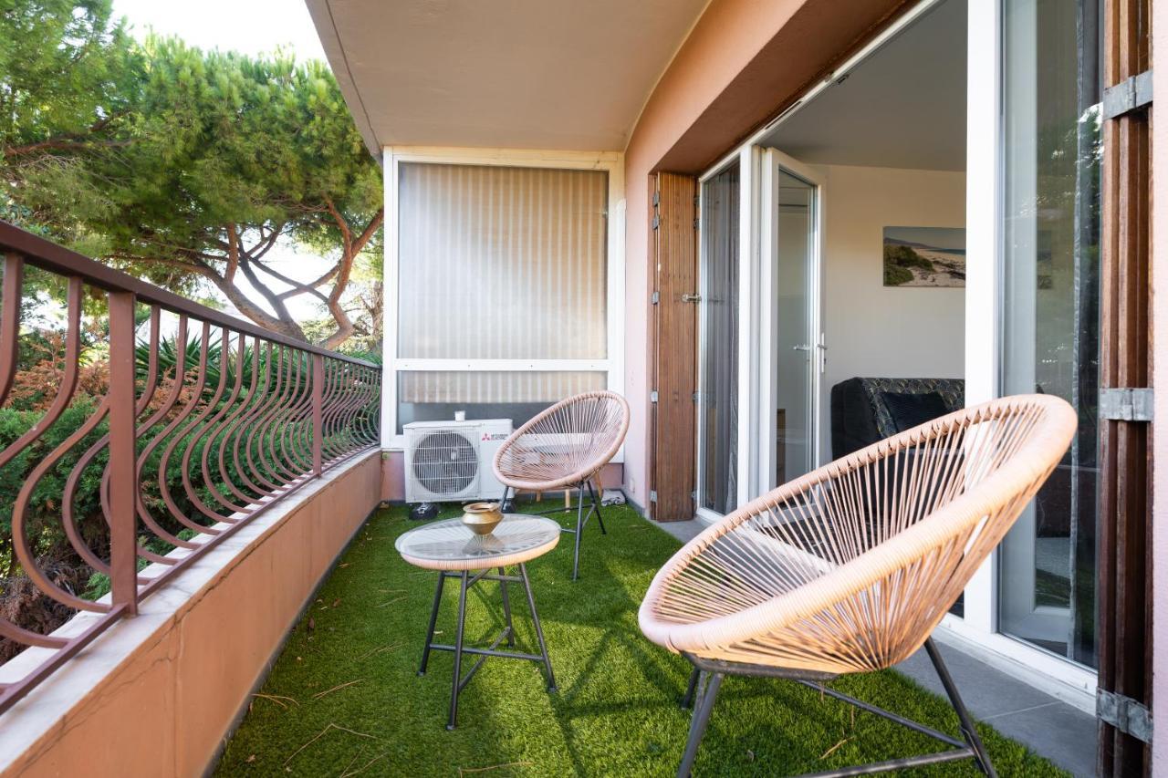 Grand Studio Proche Du Port Et Des Plages Sanary-sur-Mer Exterior photo